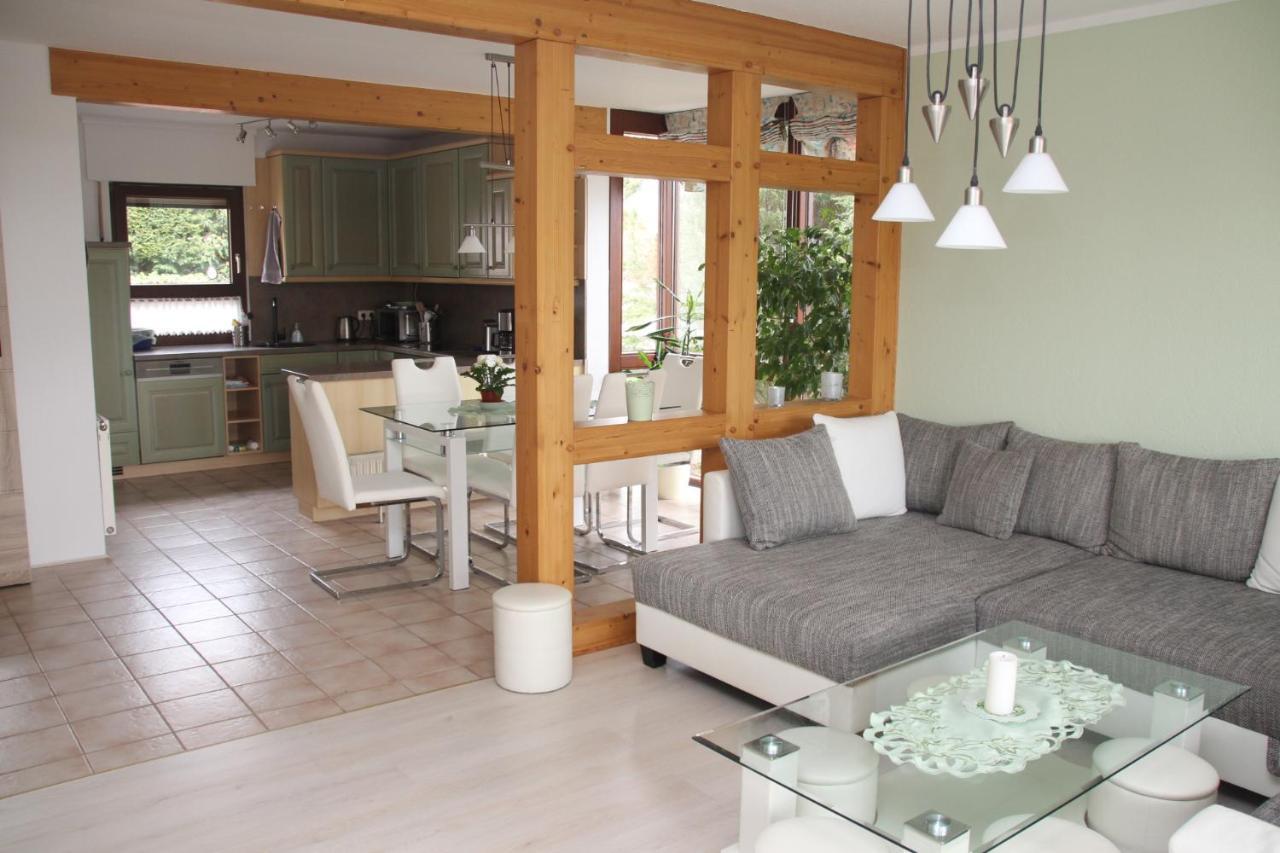 Ferienwohnung Rennsteigblick Riechheim エクステリア 写真